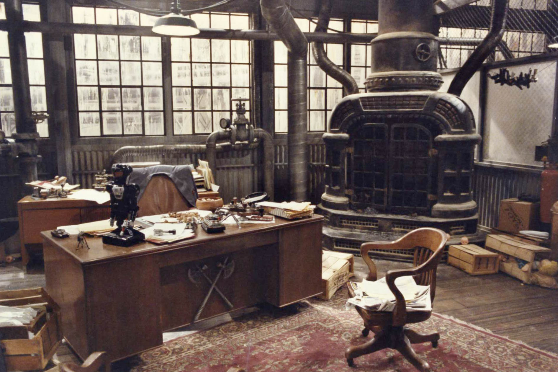  A VERY RETAIL CHRISTMAS 