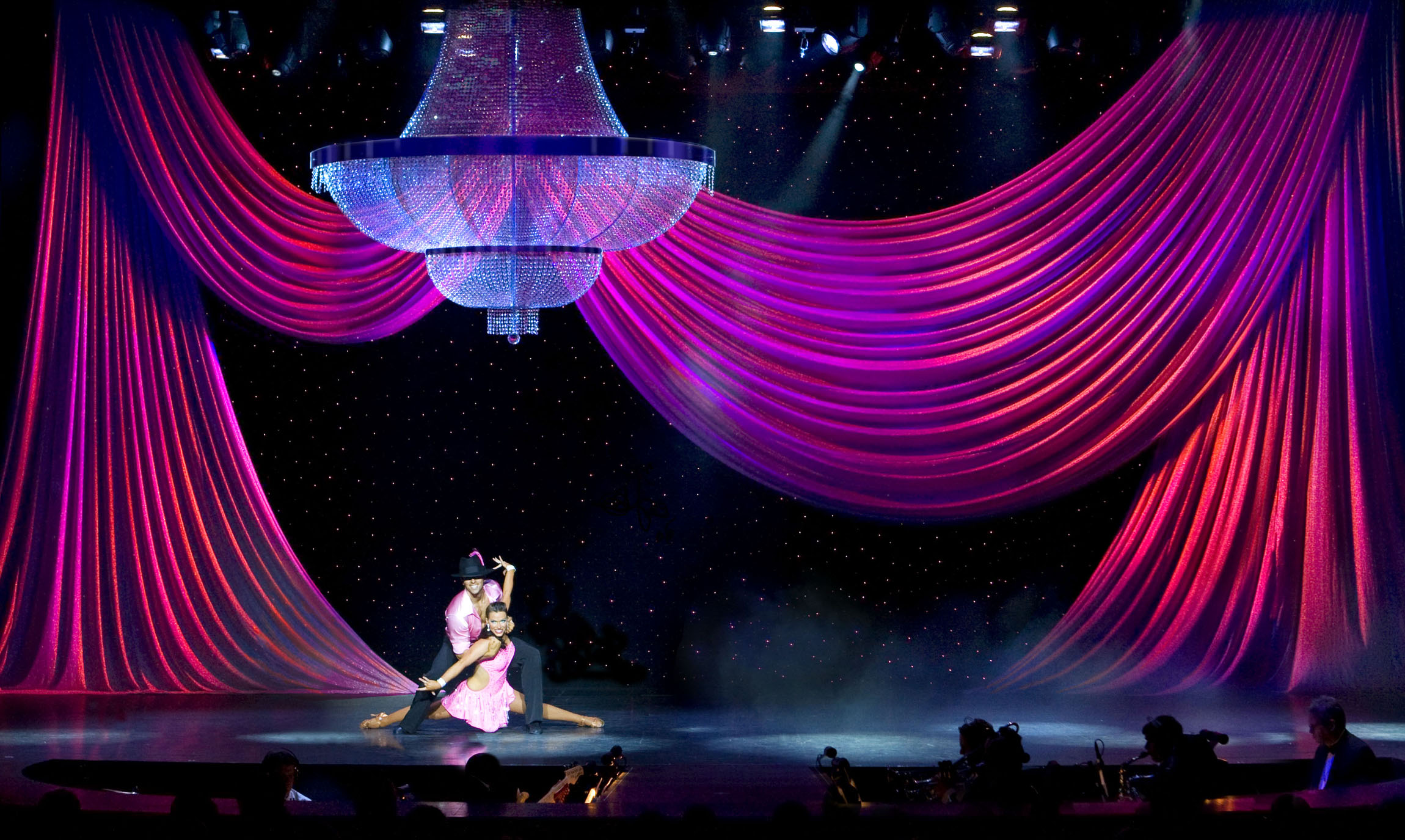  INVITATION TO DANCE - Independence of the Seas 